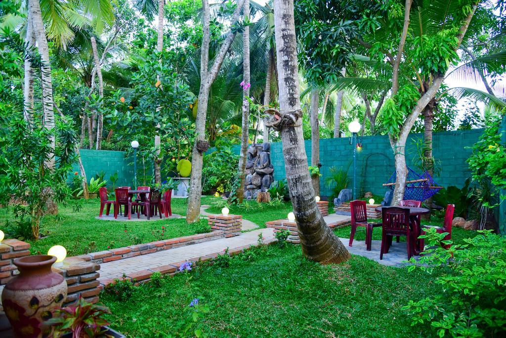 Hotel Moonstone Anuradhapura Eksteriør bilde
