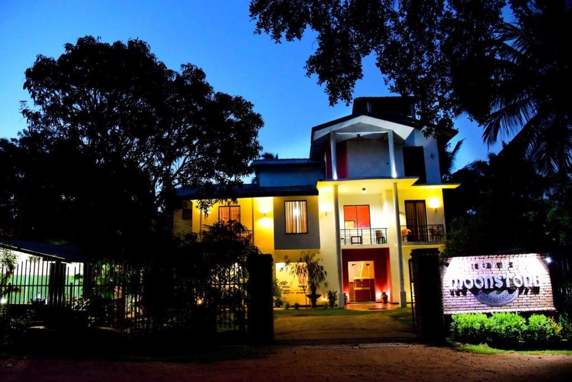 Hotel Moonstone Anuradhapura Eksteriør bilde